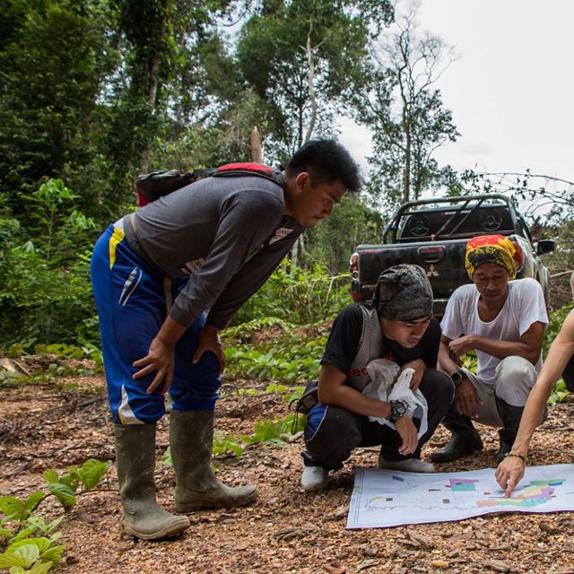 NatureNet Science Fellow Zuzana Burivalova working with local community members in Indonesia on a project using sound (bioacoustics) to monitor the health of a tropical forest