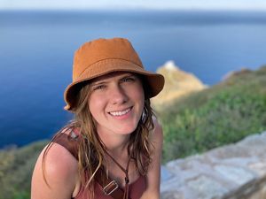 Kelly Ridenhour headshot. 