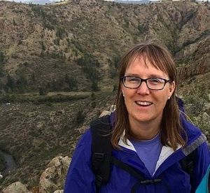 Terri Schulz headshot.