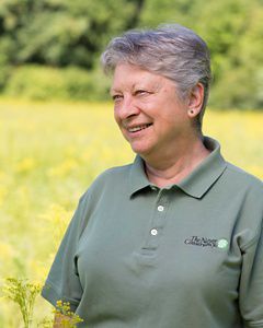 Barbara Brummer headshot.