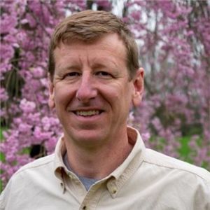 Link Elmore headshot.