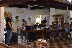 Kegiatan dampingan komidatas coklat YKAN.