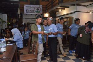 Kegiatan dampingan komidatas coklat YKAN.