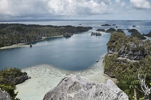 perlindungan kawasan perairan